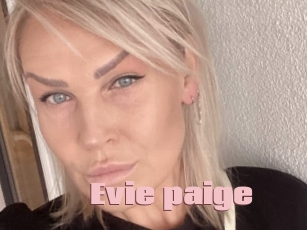 Evie_paige