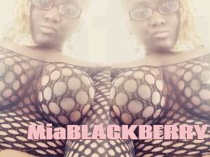 MiaBLACKBERRY