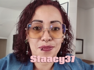 Staacy37